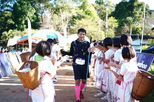 BIB: 2198
                            <button type="button" onclick="openModal(19047702)" class="btn btn-primary btn-sm float-right btn-popup" data-toggle="modal" data-target=".modal-high-quality">
                        <i class="fas fa-shopping-cart"></i> Add to Cart
                    </button>
                                            <button type="button" onclick="isThisMe(19047702, true)" class="btn btn-success btn-sm float-right btn-popup btn-isme hidden" data-toggle="tooltip" data-placement="bottom" title="นี่คือรูปของคุณใช่ไหม คลิกที่นี่เพื่อเอาเข้าอัลบั้ม">
                        <i class="fas fa-plus"></i> Add to album
                    </button>
                    <button type="button" onclick="isThisMe(19047702, false)" class="btn btn-warning btn-sm float-right btn-popup btn-isnotme hidden">
                        <i class="fas fa-ban"></i> Remove from album
                    </button>